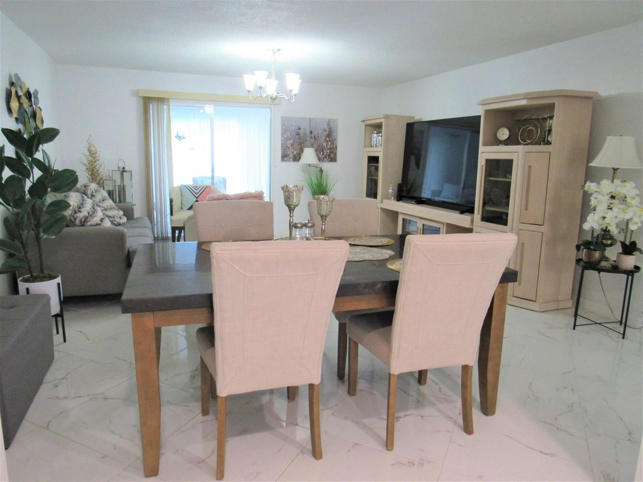 178 Cape Cod Cir - Photo 4 of 14