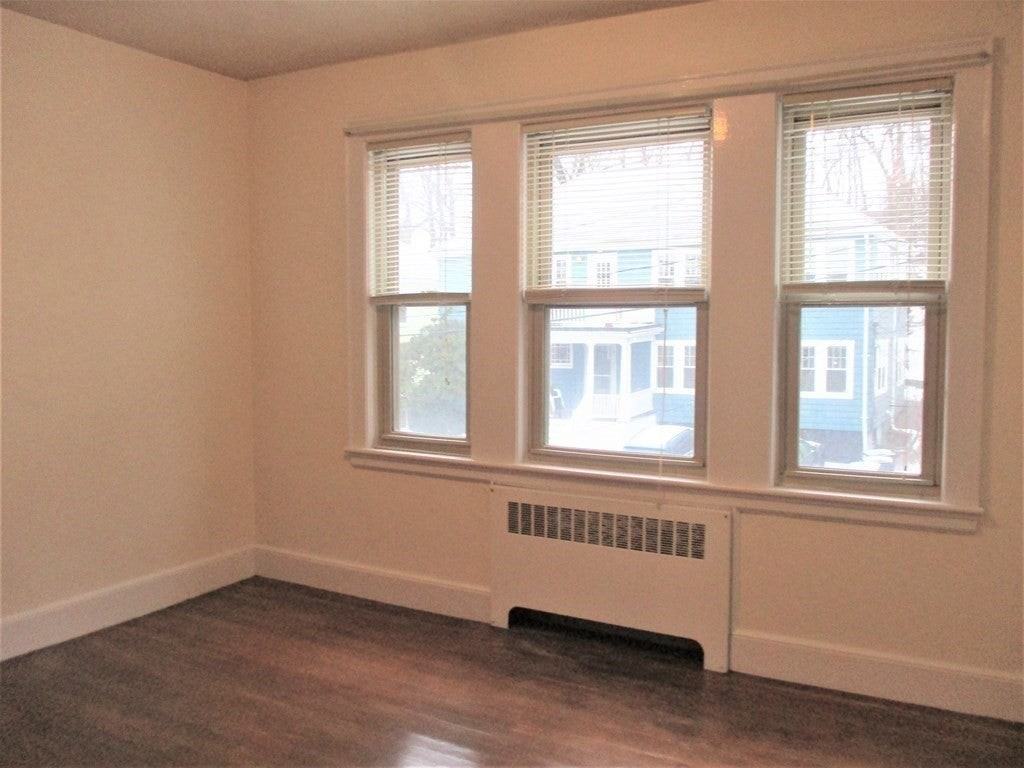 27 Ridgemont St - Photo 5 of 14