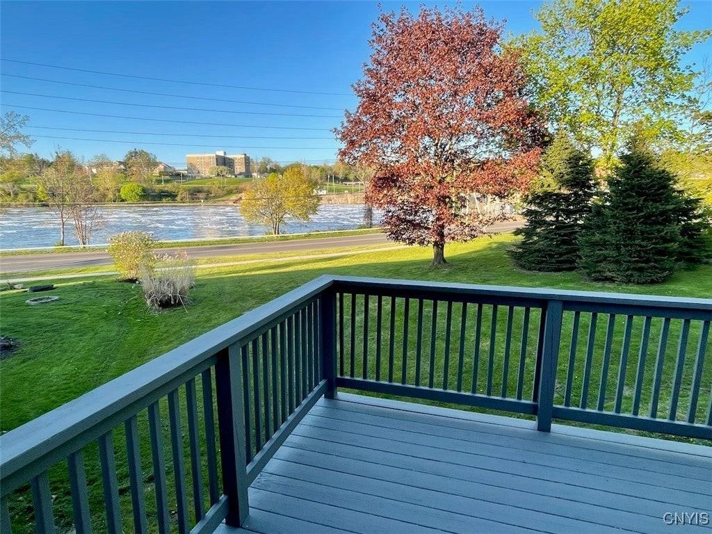 10 Pond Path - Photo 6 of 26