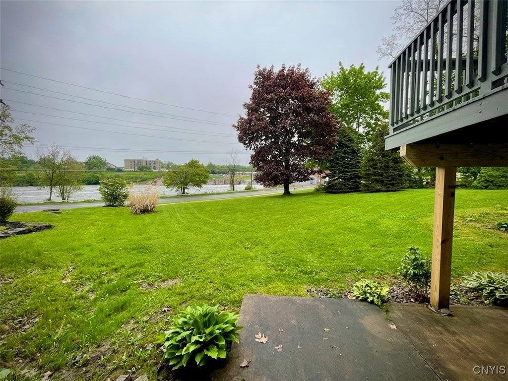 10 Pond Path - Photo 7 of 26