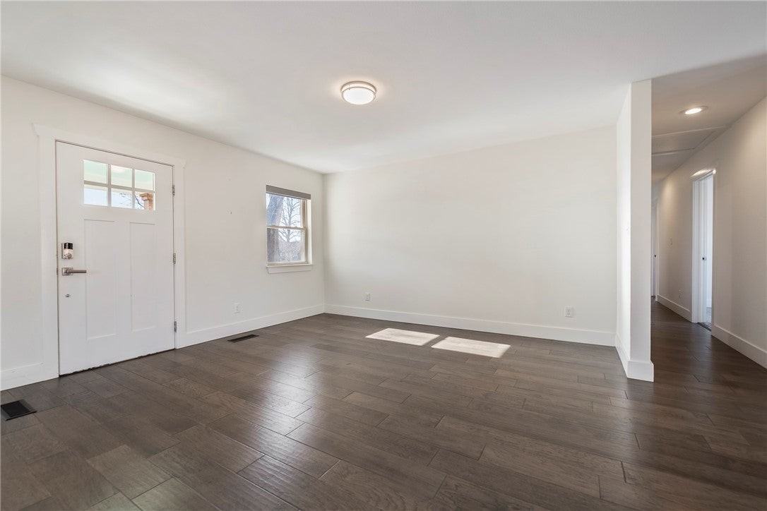 406 Nw 5th St - Photo 7 of 25