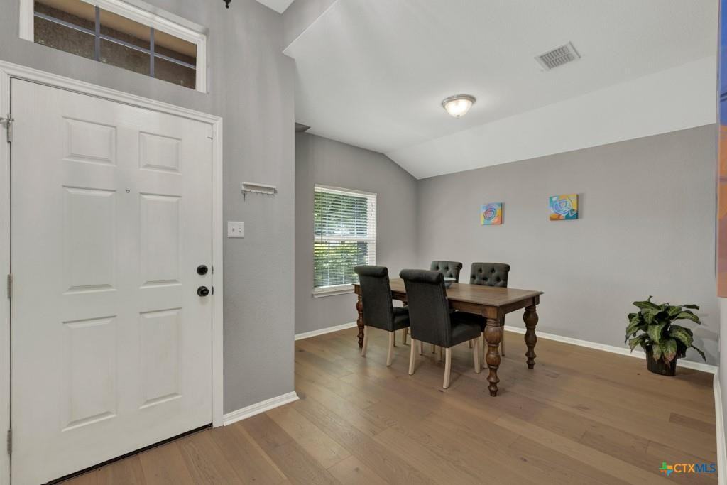 481 Bayou Bend Dr - Photo 3 of 33