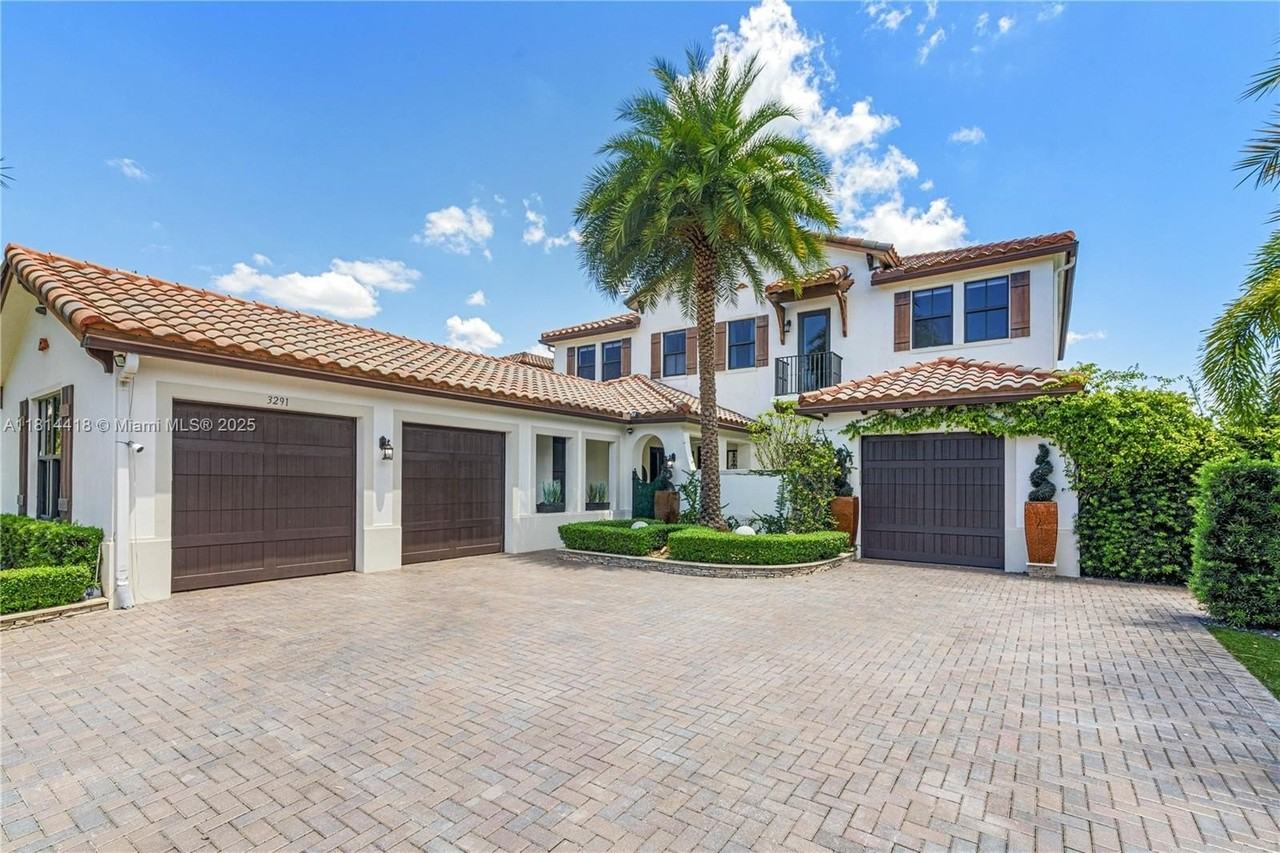 3291 Northwest 82nd Way - Photo 2 of 50