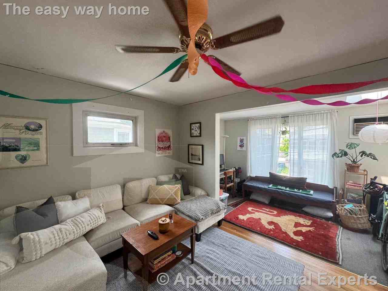 16 Corinthian Rd - Photo 2 of 20