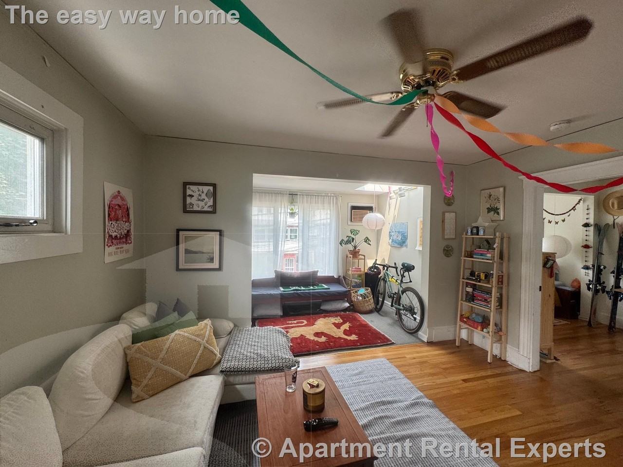 16 Corinthian Rd - Photo 3 of 20