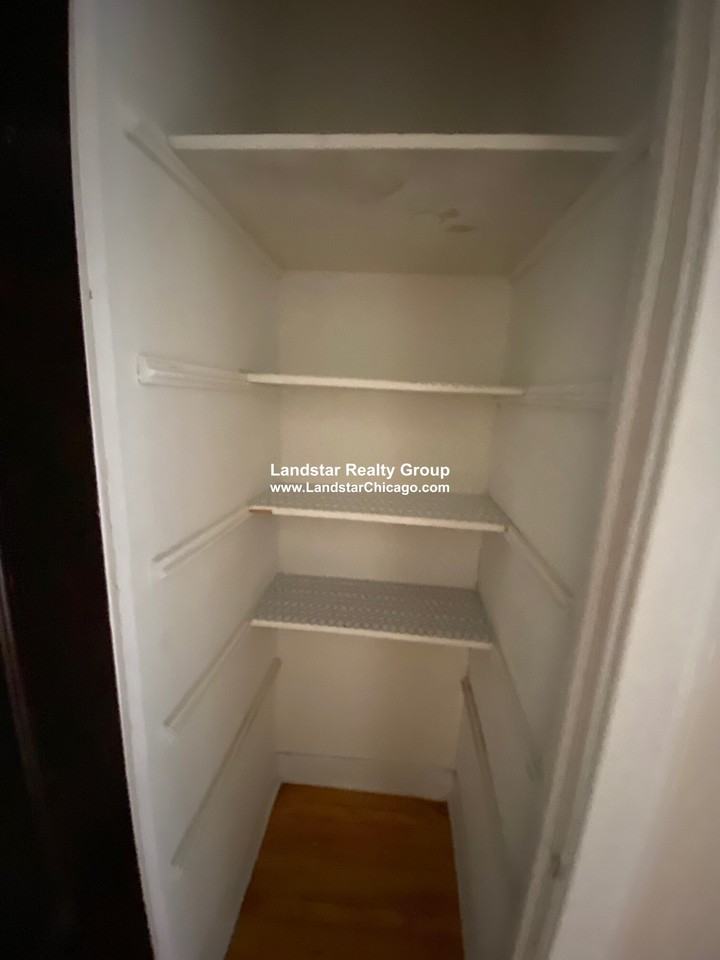 1967 W Foster Ave #2 - Photo 4 of 17