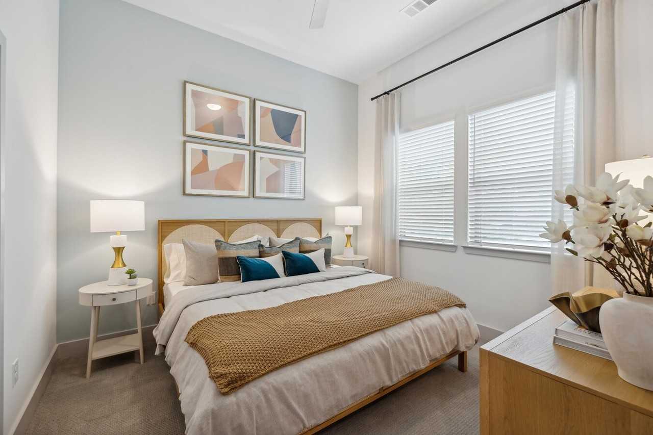 1617 Enid St #ASH - Photo 7 of 13