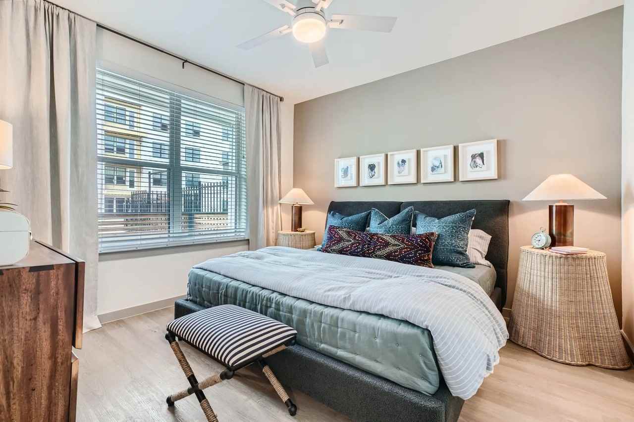 91 Jensen Dr - Photo 6 of 10