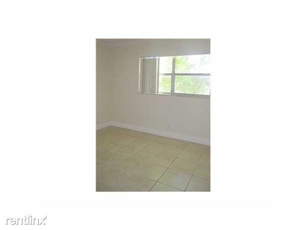 Arbor Keys Condo - Photo 2 of 6