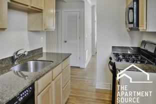 1210 W Waveland Ave #1 - Photo 1 of 1