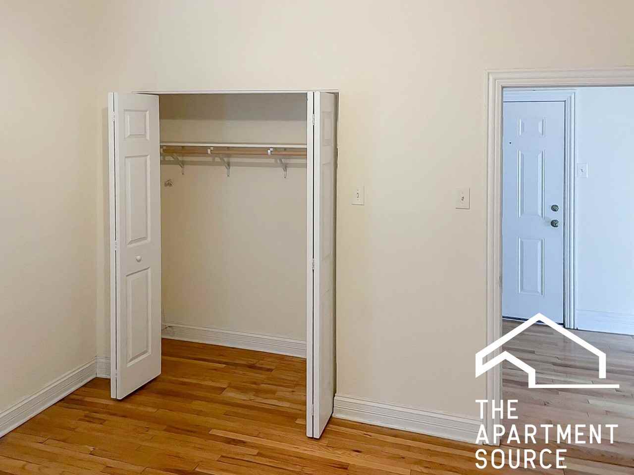 3818 N Sheffield Ave #1 - Photo 7 of 11