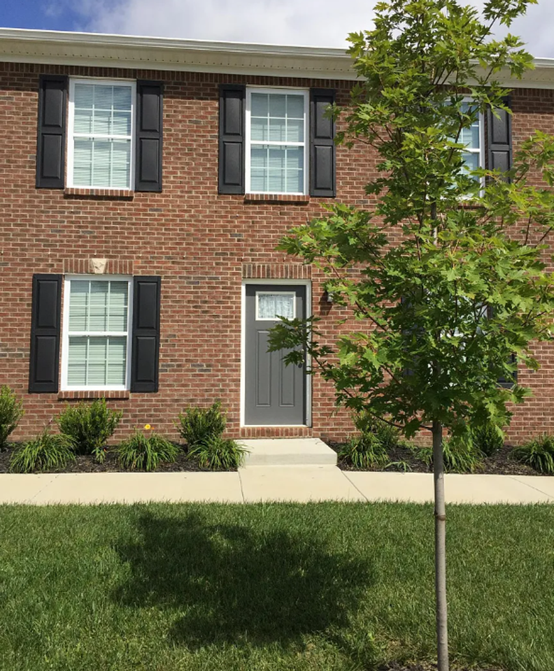 1009 Autumn Leaf Dr - Photo 7 of 7