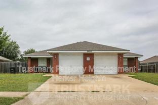 4409 July Dr Apt B #B - Photo 1 of 1