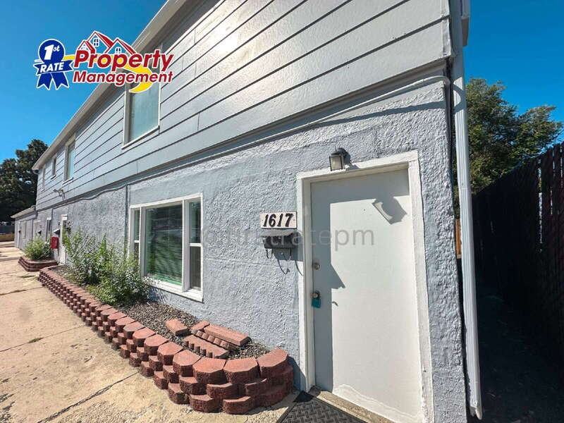 1625 S Taggart St - Photo 2 of 23