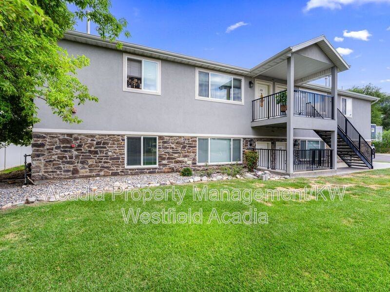 656 W Meadow Dr #A201