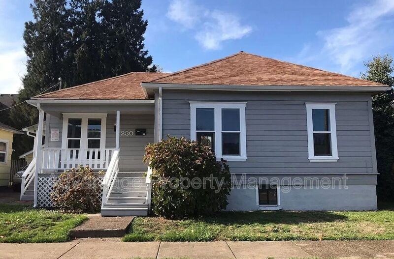 230 Nw 13th St - Photo 2 of 8