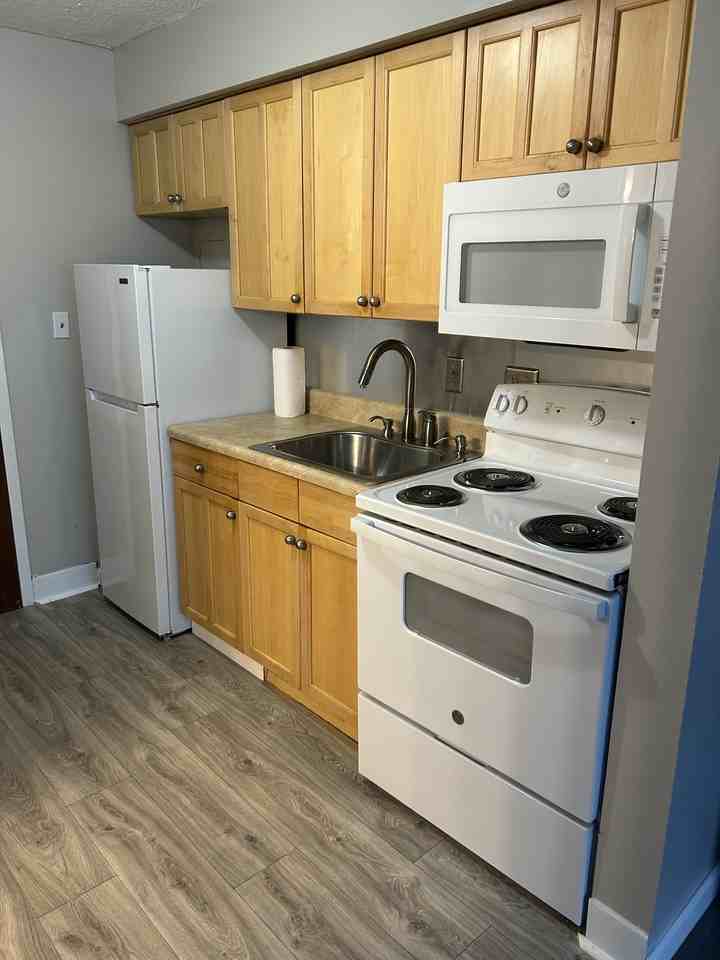 4700 Westgrove St #5 - Photo 6 of 7