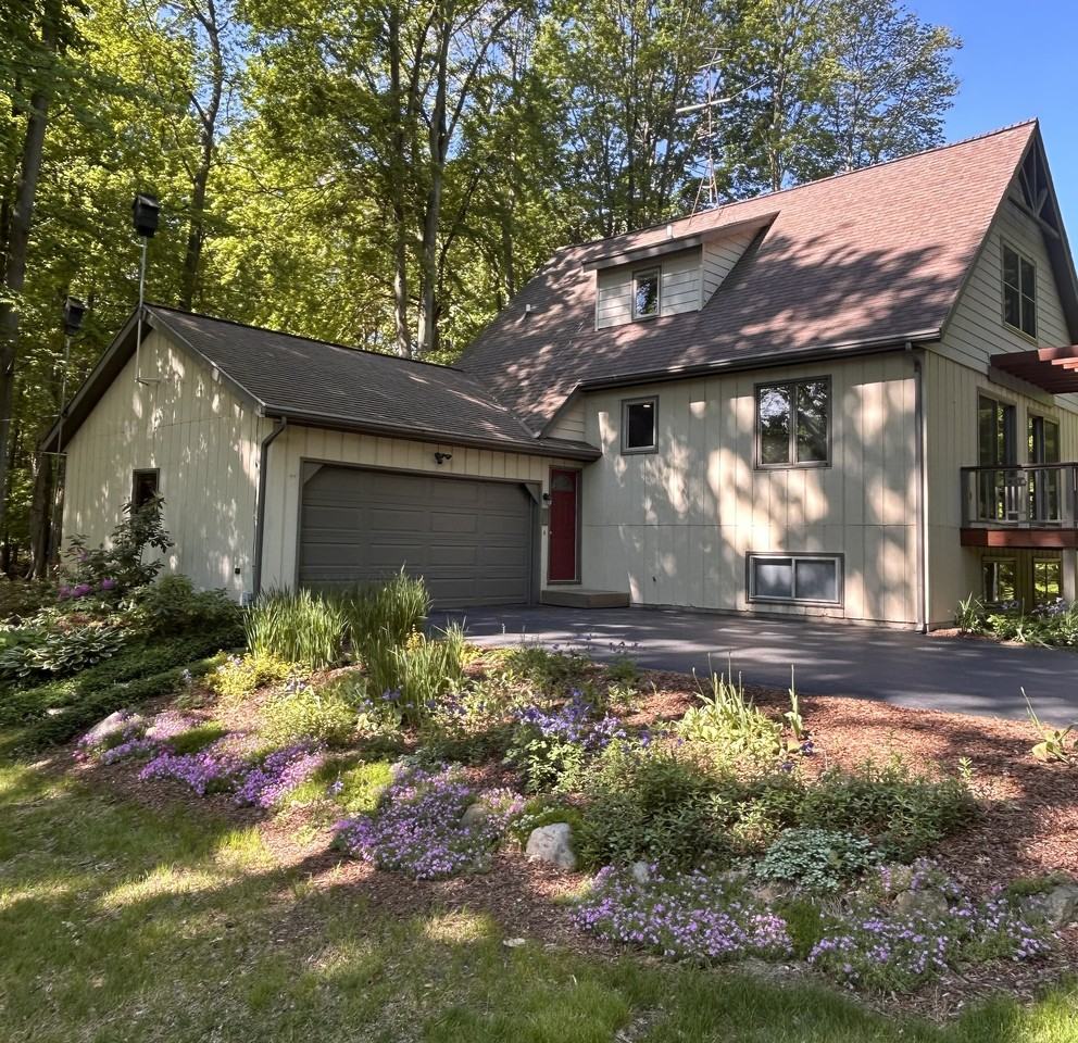 15830 Riley St - Photo 2 of 22