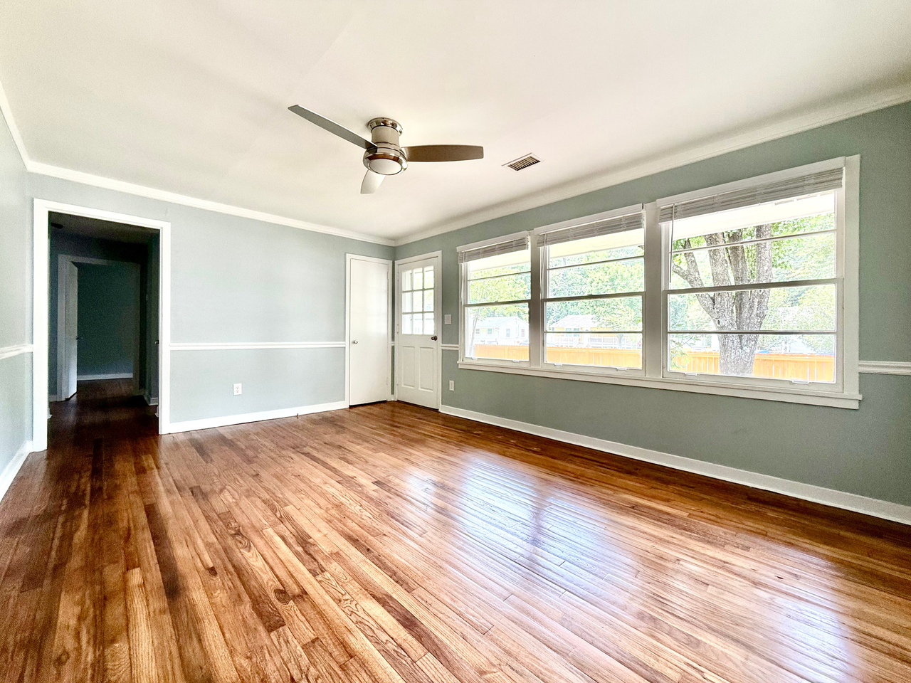 2321 Falcon Rd - Photo 5 of 27