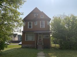featured image of 1410 John Ave