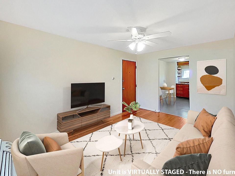 8 Friend St #2 - Photo 2 of 7