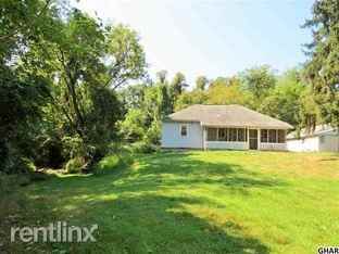 1006 River Rd N - Photo 2 of 7