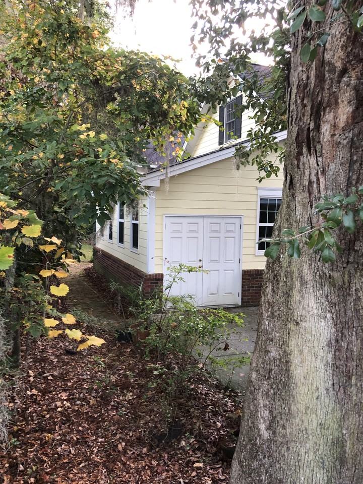 15 Morven Lane - Photo 5 of 38