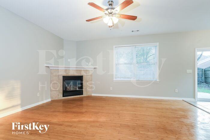 58 Carlisle St - Photo 3 of 16