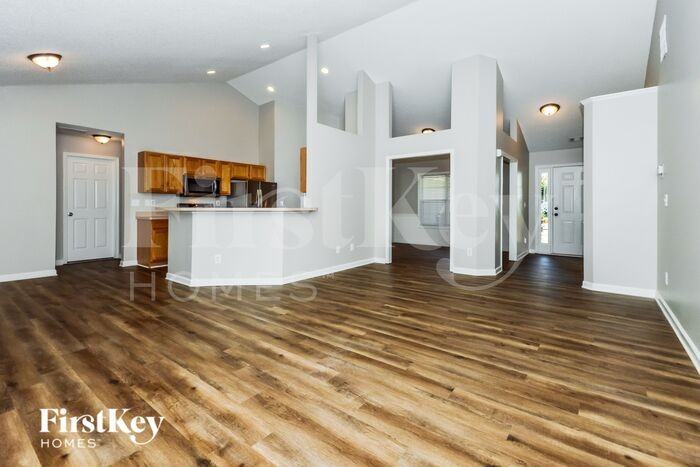 543 Autumn Ridge Dr - Photo 3 of 15