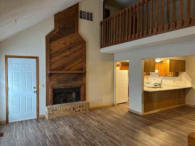 13733 Fairhill Avenue - Photo 2 of 15