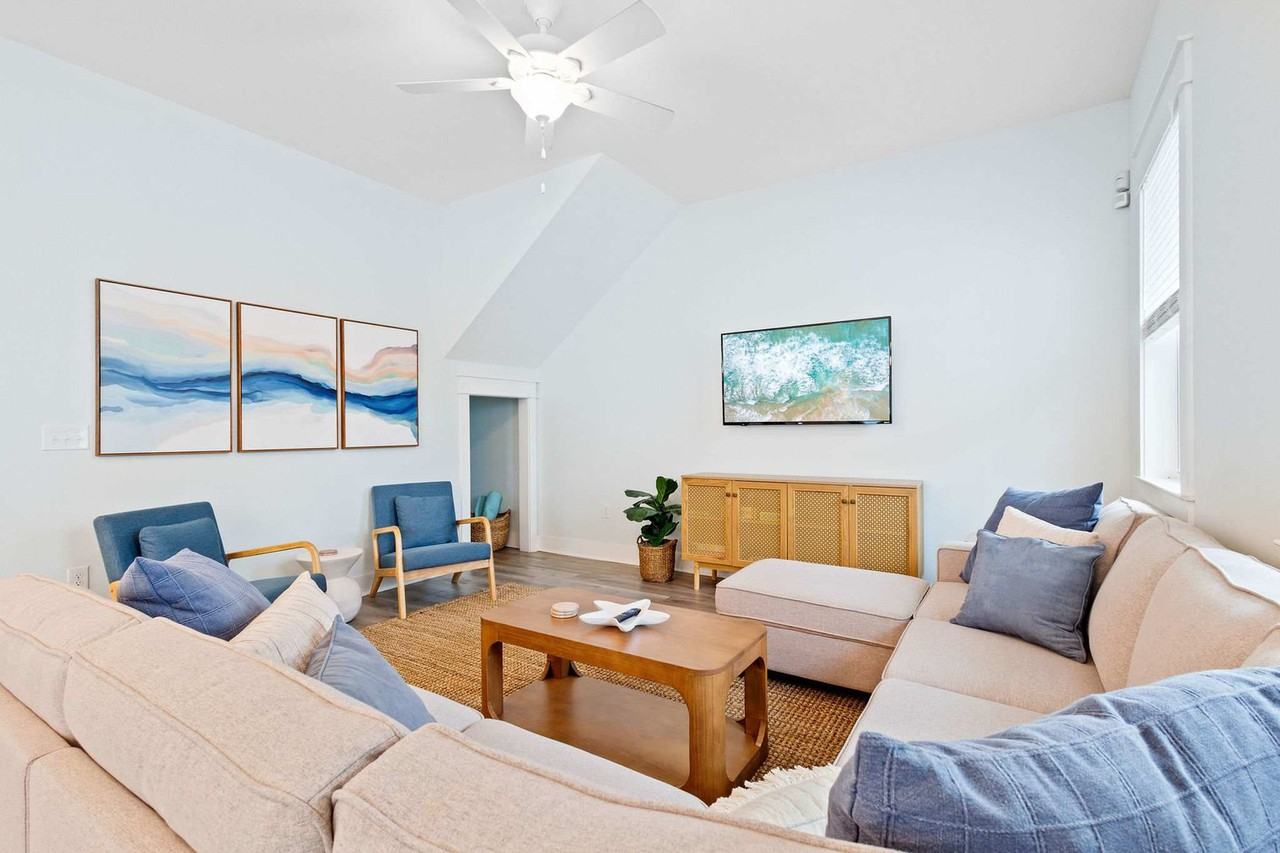 29 Serene Way #1035613P - Photo 2 of 50