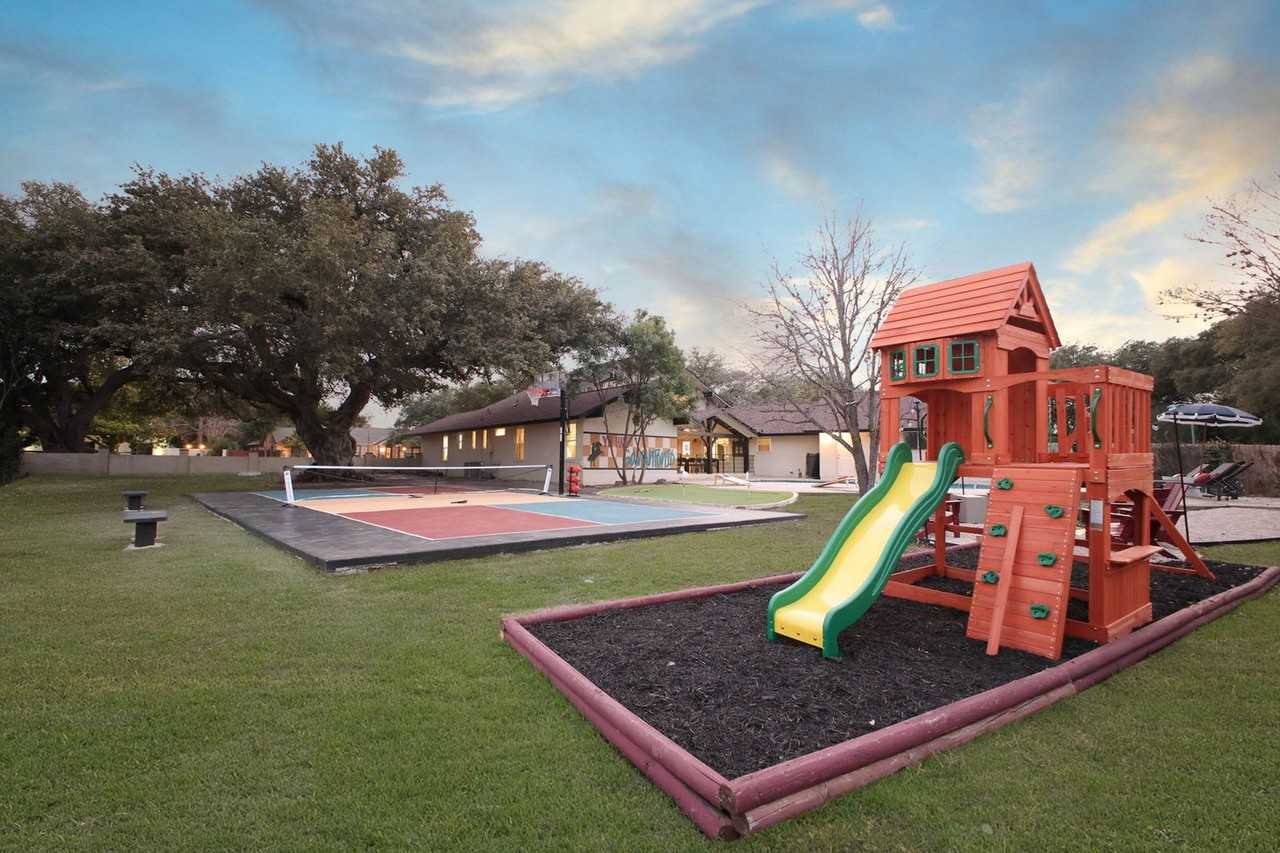 107 Wickford Way #1057037P - Photo 3 of 50