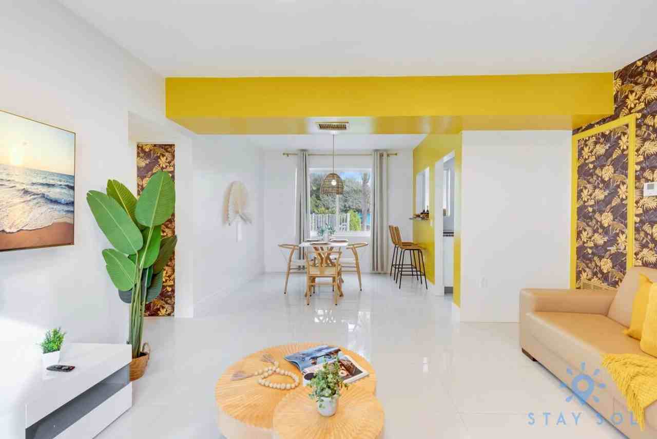 809 S Ocean Dr #1227349P - Photo 2 of 50