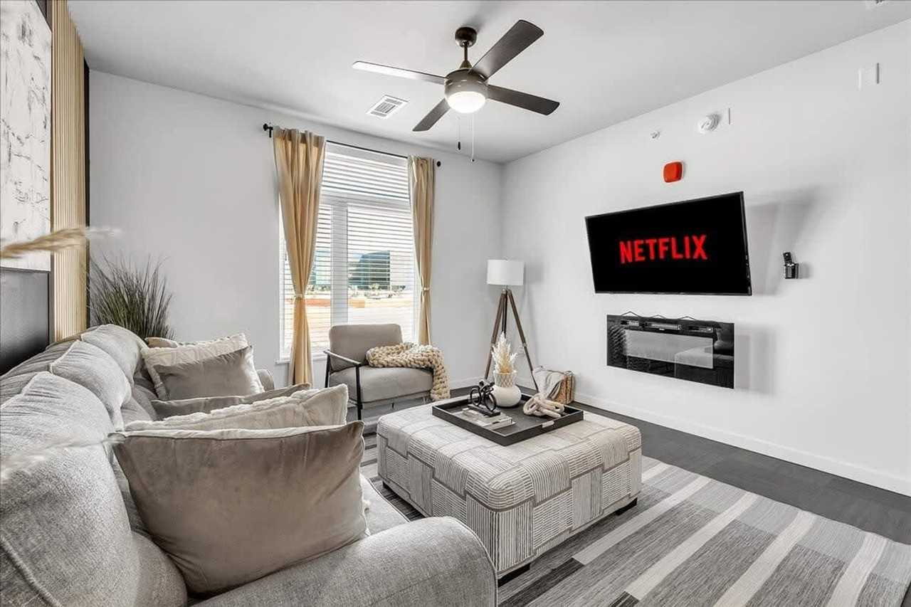 5100 W Park Ave #1237871P - Photo 3 of 18