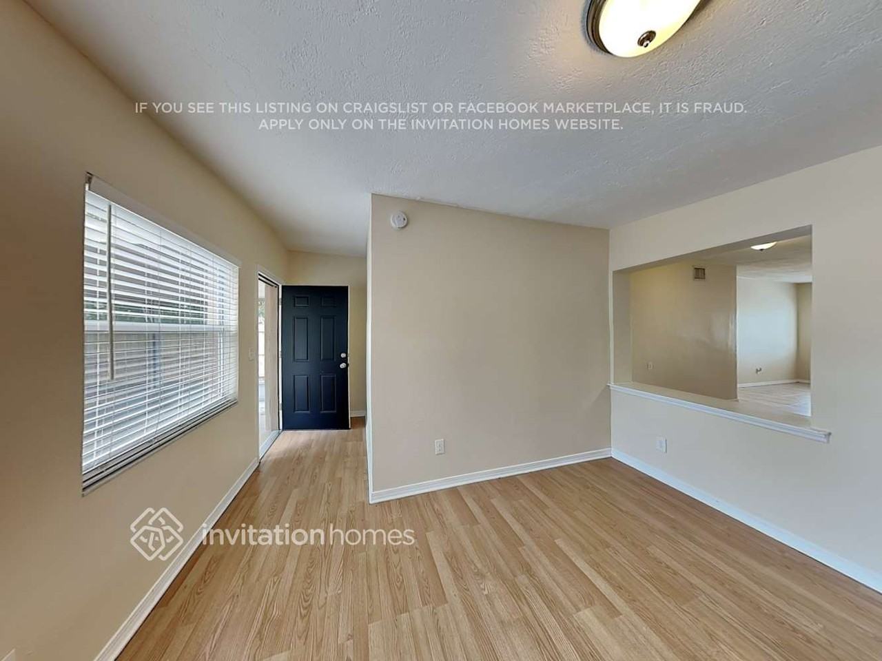 15149 Harding Ave - Photo 4 of 19