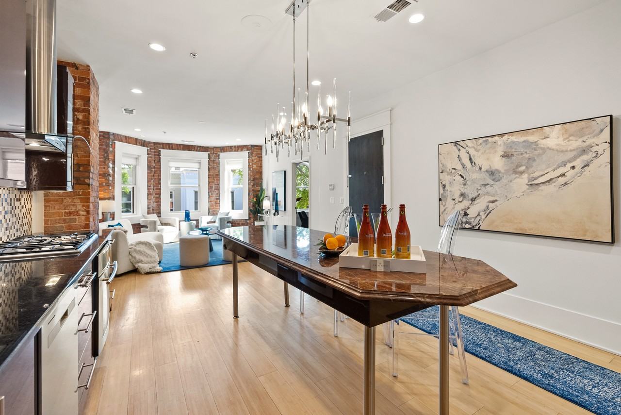 1617 Swann St NW #5 - Photo 2 of 14