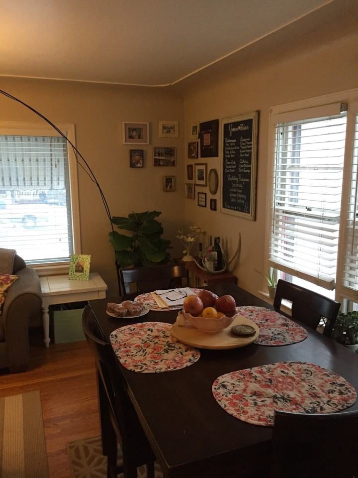 263 Perry St - Photo 3 of 8