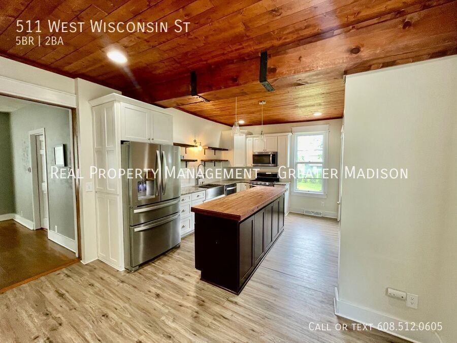 511 W Wisconsin St - Photo 3 of 27