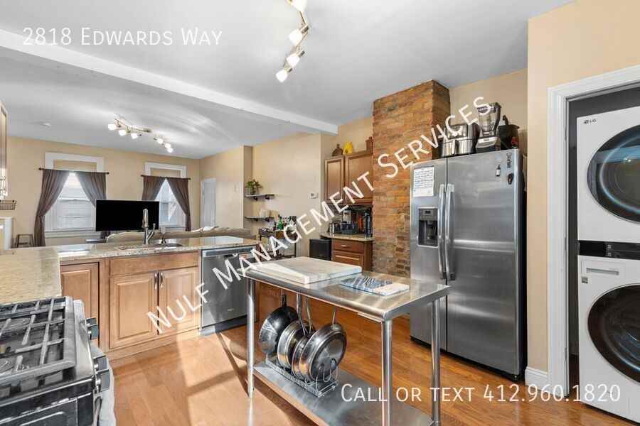 2818 Edwards Way - Photo 2 of 13