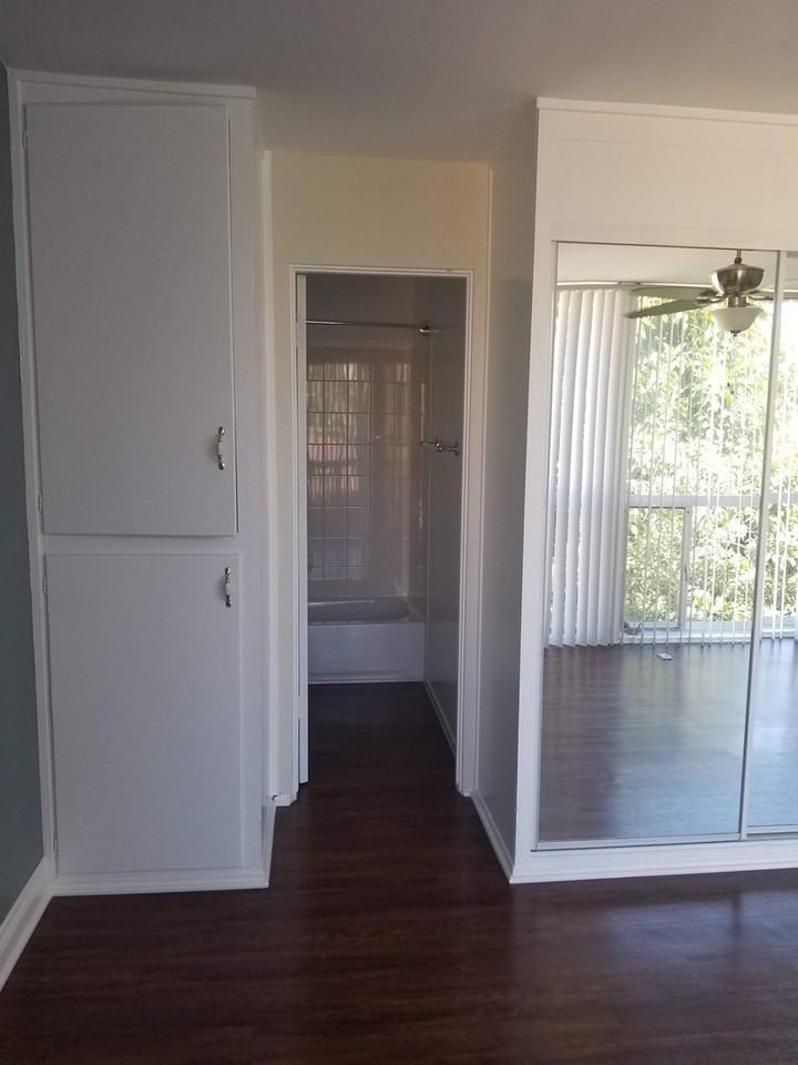 Nightingale Apartments - Photo 5 of 14