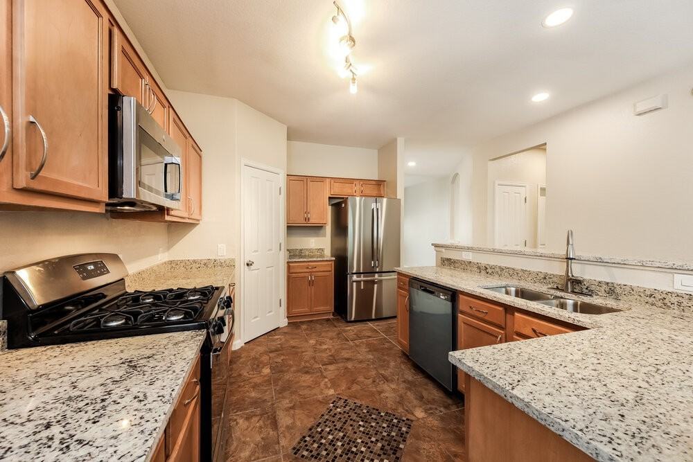 4823 James Gaines - Photo 6 of 16