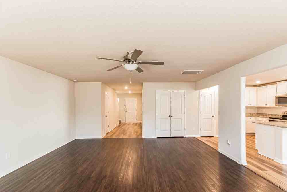 85 Shallow Dr - Photo 4 of 17