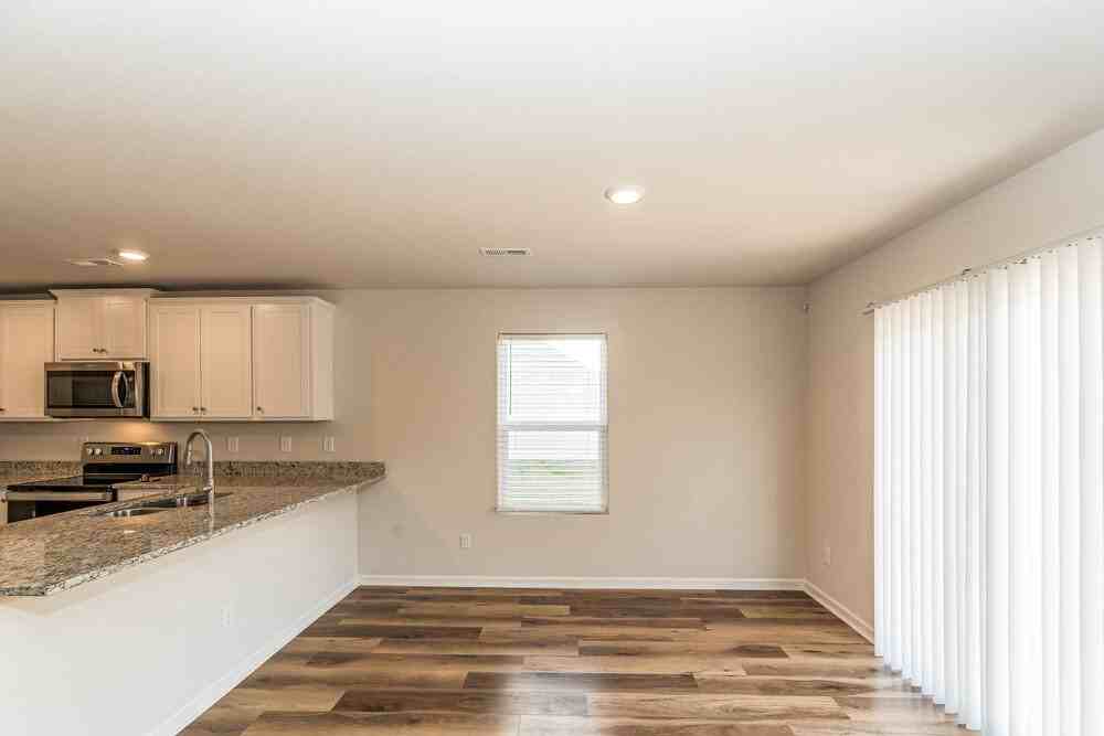 85 Shallow Dr - Photo 5 of 17