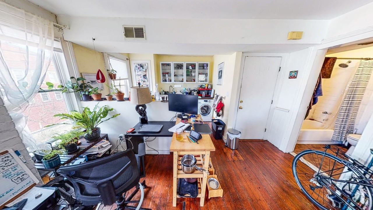 934 934 State State - #4 - Photo 5 of 22