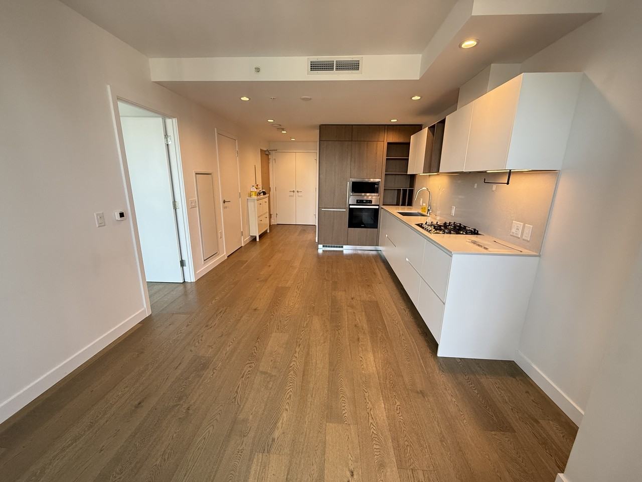 6000 McKay Avenue #27F - Photo 3 of 20