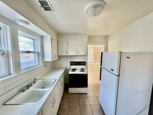 2122 N 12th St #3 - Photo 2 of 9