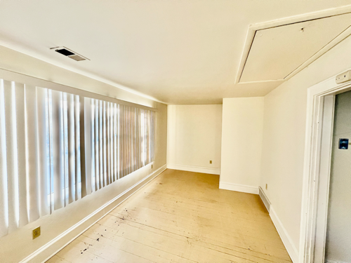 2122 N 12th St #3 - Photo 4 of 9