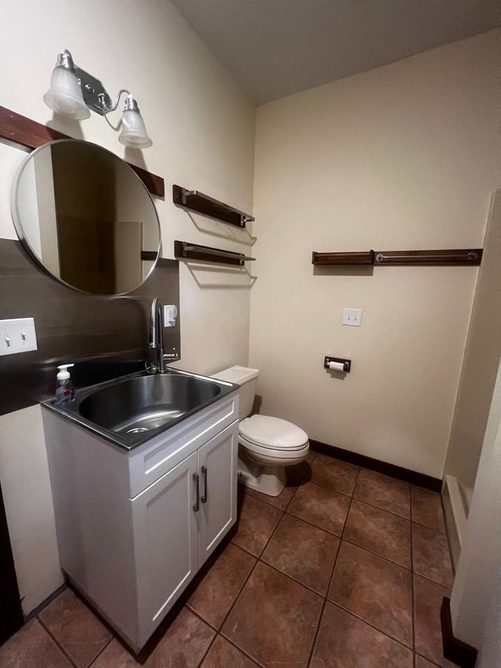 724 Brockton Rd - Photo 5 of 15