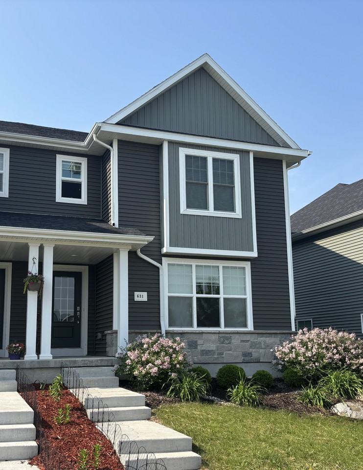 631 Hillcrest Dr #NA - Photo 2 of 31