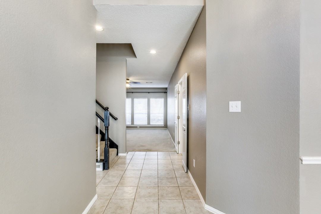 2132 Brookgate Dr #NA - Photo 3 of 32